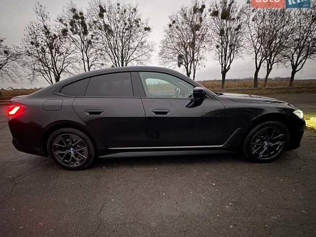 Черный БМВ i4, объемом двигателя 0 л и пробегом 38 тыс. км за 31500 $, фото 5 на Automoto.ua