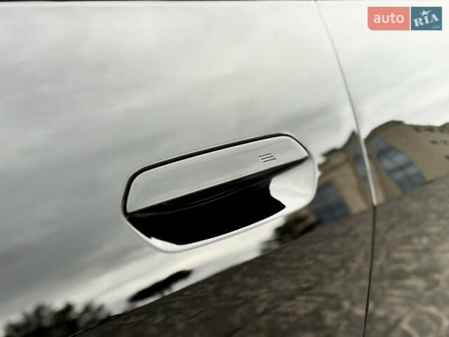 Чорний БМВ i4, об'ємом двигуна 0 л та пробігом 36 тис. км за 41900 $, фото 13 на Automoto.ua