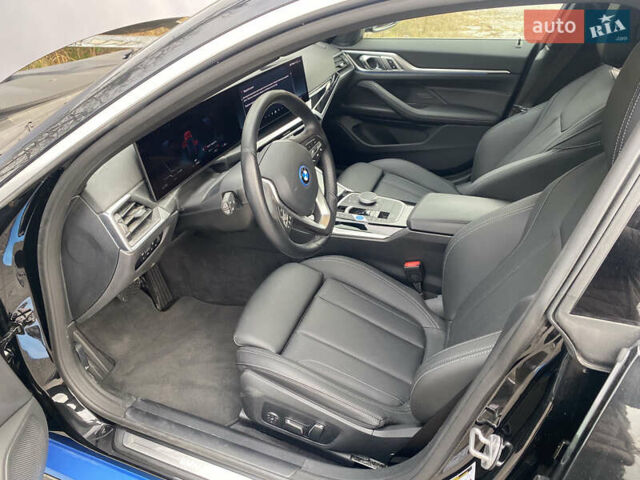 Чорний БМВ i4, об'ємом двигуна 0 л та пробігом 14 тис. км за 33800 $, фото 7 на Automoto.ua