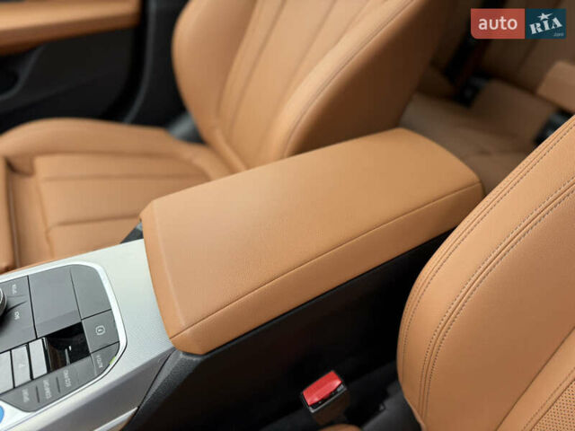 Чорний БМВ i4, об'ємом двигуна 0 л та пробігом 36 тис. км за 41900 $, фото 36 на Automoto.ua