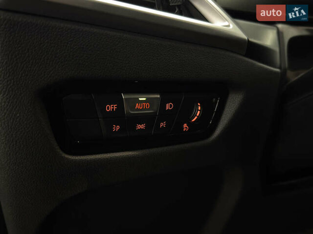 БМВ i4 2024 в Николаеве на Automoto.ua Черный БМВ i4, объемом двигателя 0 л и пробегом 6 тыс. км за 39999 $, фото 29 на Automoto.ua