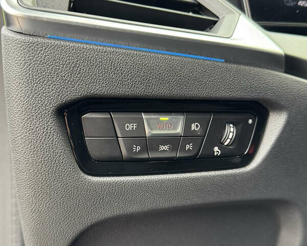 Черный БМВ i4, объемом двигателя 0 л и пробегом 1 тыс. км за 57000 $, фото 38 на Automoto.ua