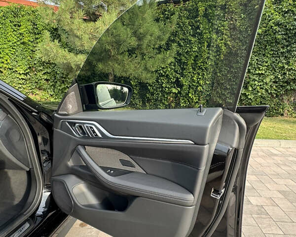 Черный БМВ i4, объемом двигателя 0 л и пробегом 1 тыс. км за 57000 $, фото 23 на Automoto.ua