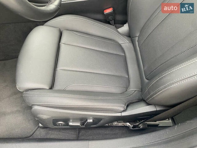 Чорний БМВ i4, об'ємом двигуна 0 л та пробігом 14 тис. км за 33800 $, фото 8 на Automoto.ua