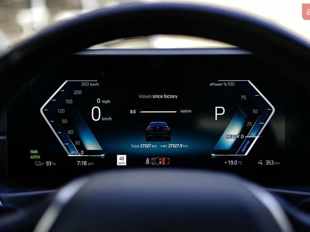 Черный БМВ i4, объемом двигателя 0 л и пробегом 27 тыс. км за 38500 $, фото 14 на Automoto.ua