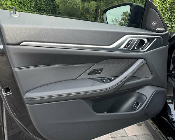 Черный БМВ i4, объемом двигателя 0 л и пробегом 1 тыс. км за 57000 $, фото 17 на Automoto.ua