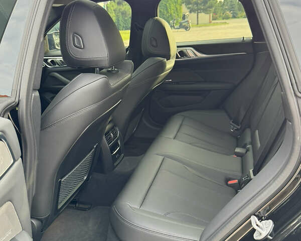 Черный БМВ i4, объемом двигателя 0 л и пробегом 1 тыс. км за 57000 $, фото 18 на Automoto.ua