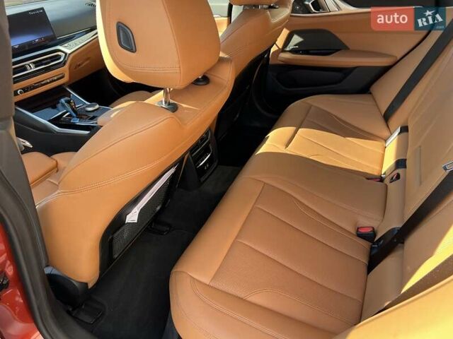 Красный БМВ i4, объемом двигателя 0 л и пробегом 35 тыс. км за 36700 $, фото 7 на Automoto.ua