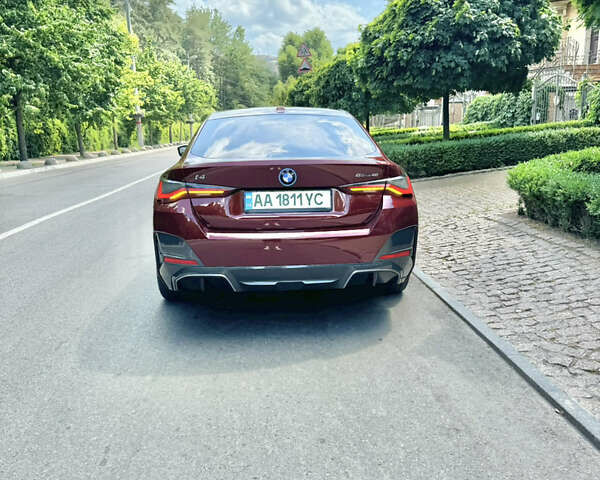 Красный БМВ i4, объемом двигателя 0 л и пробегом 30 тыс. км за 40000 $, фото 4 на Automoto.ua