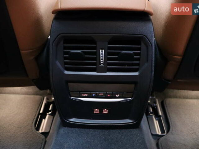 Червоний БМВ i4, об'ємом двигуна 0 л та пробігом 10 тис. км за 44900 $, фото 43 на Automoto.ua