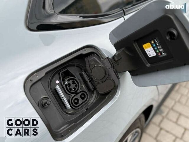 БМВ i4, об'ємом двигуна 0 л та пробігом 9 тис. км за 55000 $, фото 13 на Automoto.ua