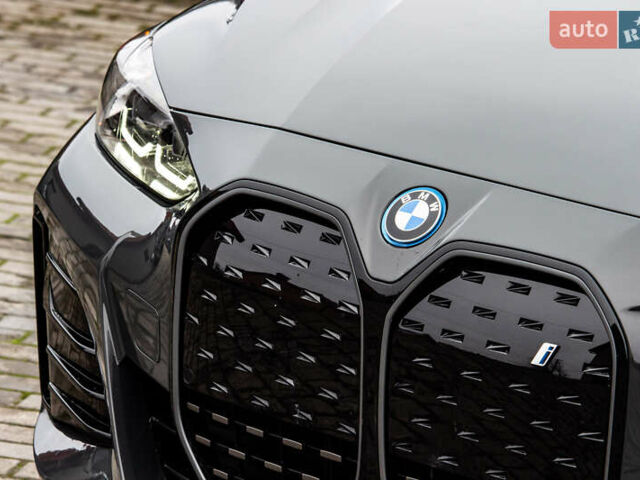 Серый БМВ i4, объемом двигателя 0 л и пробегом 15 тыс. км за 37900 $, фото 12 на Automoto.ua