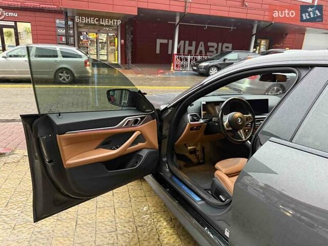 Серый БМВ i4, объемом двигателя 0 л и пробегом 47 тыс. км за 42900 $, фото 11 на Automoto.ua