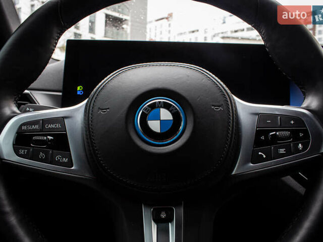 Серый БМВ i4, объемом двигателя 0 л и пробегом 15 тыс. км за 37900 $, фото 44 на Automoto.ua