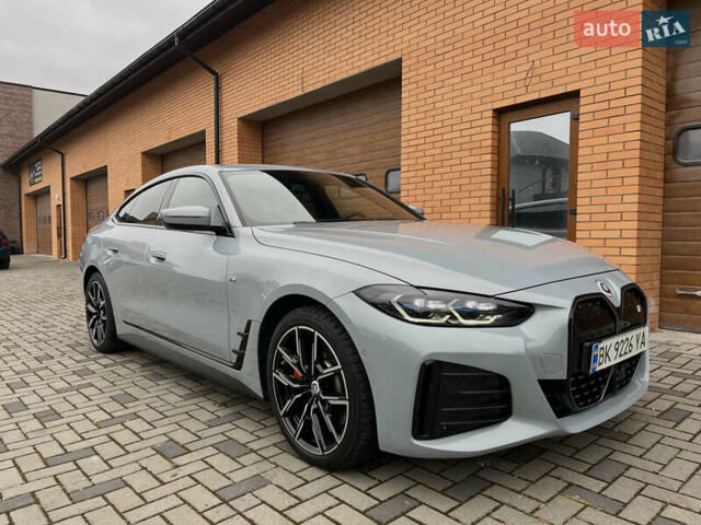 Серый БМВ i4, объемом двигателя 0 л и пробегом 79 тыс. км за 37800 $, фото 13 на Automoto.ua