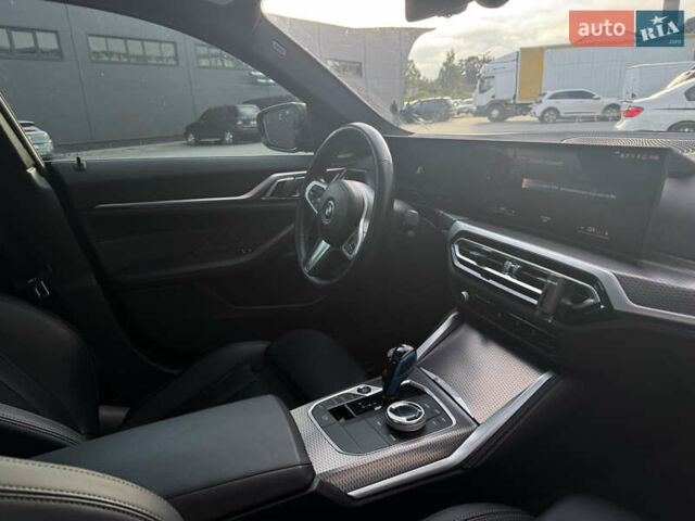 Серый БМВ i4, объемом двигателя 0 л и пробегом 22 тыс. км за 39500 $, фото 15 на Automoto.ua