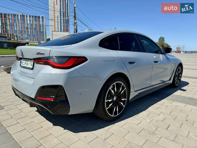 Серый БМВ i4, объемом двигателя 0 л и пробегом 34 тыс. км за 46500 $, фото 3 на Automoto.ua