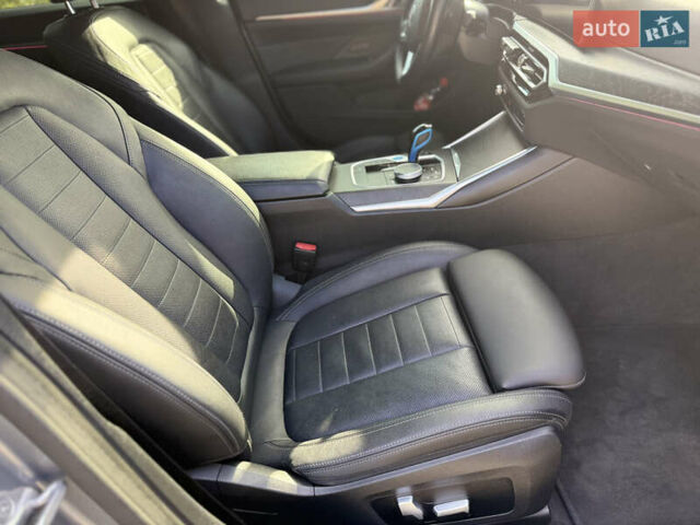 Серый БМВ i4, объемом двигателя 0 л и пробегом 26 тыс. км за 41499 $, фото 66 на Automoto.ua