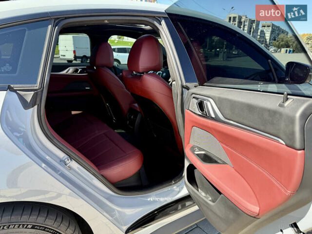 Сірий БМВ i4, об'ємом двигуна 0 л та пробігом 34 тис. км за 52000 $, фото 13 на Automoto.ua