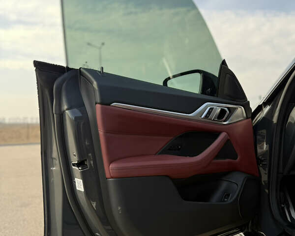 Серый БМВ i4, объемом двигателя 0 л и пробегом 33 тыс. км за 39500 $, фото 24 на Automoto.ua