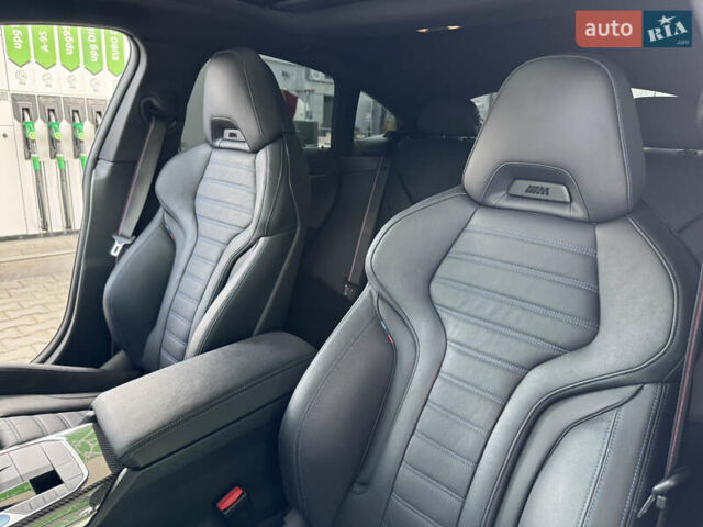 Серый БМВ i4, объемом двигателя 0 л и пробегом 28 тыс. км за 50500 $, фото 17 на Automoto.ua