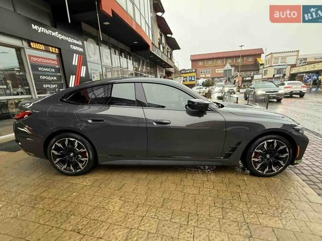 Серый БМВ i4, объемом двигателя 0 л и пробегом 47 тыс. км за 42900 $, фото 4 на Automoto.ua