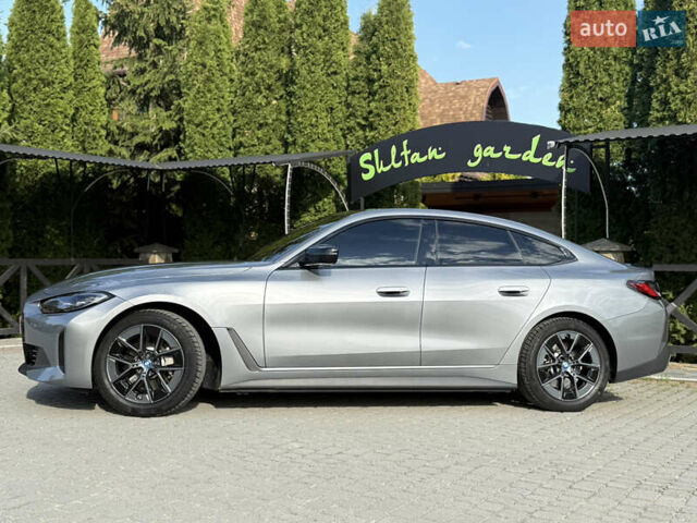 Серый БМВ i4, объемом двигателя 0 л и пробегом 26 тыс. км за 41499 $, фото 12 на Automoto.ua