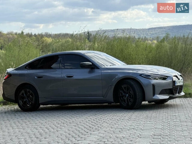Серый БМВ i4, объемом двигателя 0 л и пробегом 26 тыс. км за 41499 $, фото 34 на Automoto.ua