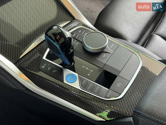 Серый БМВ i4, объемом двигателя 0 л и пробегом 28 тыс. км за 50500 $, фото 34 на Automoto.ua