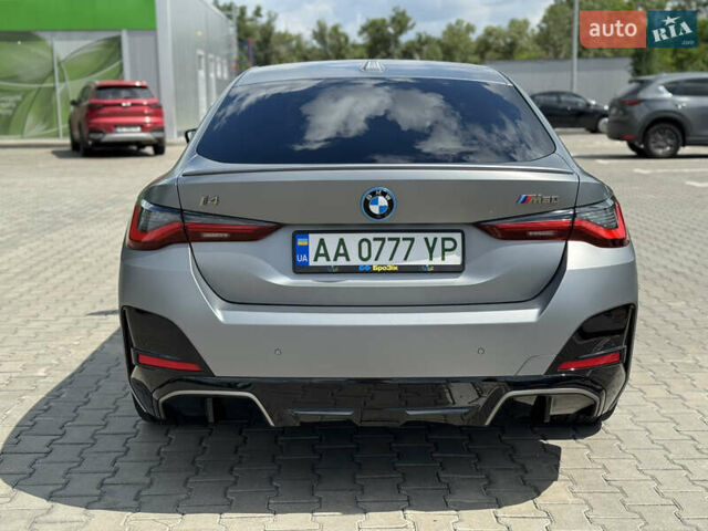 Серый БМВ i4, объемом двигателя 0 л и пробегом 28 тыс. км за 50500 $, фото 12 на Automoto.ua