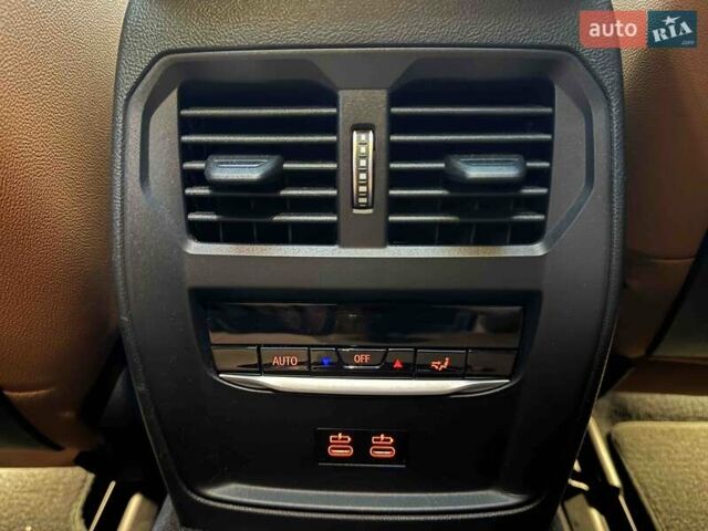 Серый БМВ i4, объемом двигателя 0 л и пробегом 47 тыс. км за 42900 $, фото 37 на Automoto.ua