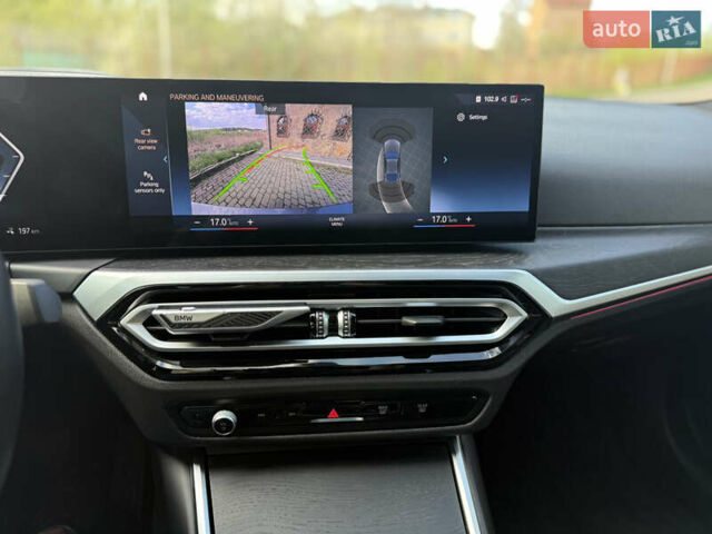 Серый БМВ i4, объемом двигателя 0 л и пробегом 26 тыс. км за 41499 $, фото 49 на Automoto.ua