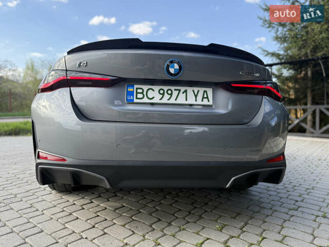 Серый БМВ i4, объемом двигателя 0 л и пробегом 26 тыс. км за 41499 $, фото 32 на Automoto.ua