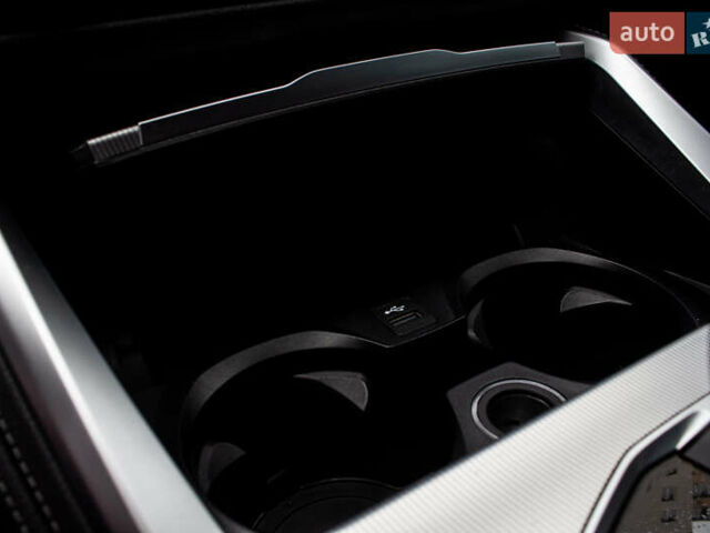 Серый БМВ i4, объемом двигателя 0 л и пробегом 15 тыс. км за 37900 $, фото 66 на Automoto.ua