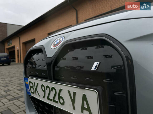 Серый БМВ i4, объемом двигателя 0 л и пробегом 79 тыс. км за 37800 $, фото 18 на Automoto.ua