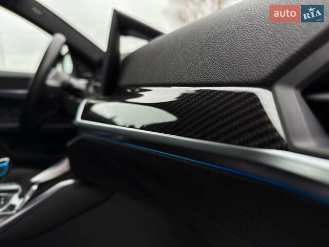 Сірий БМВ i4, об'ємом двигуна 0 л та пробігом 52 тис. км за 47999 $, фото 88 на Automoto.ua