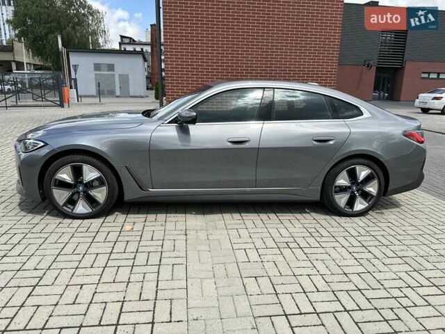 Серый БМВ i4, объемом двигателя 0 л и пробегом 7 тыс. км за 37000 $, фото 7 на Automoto.ua