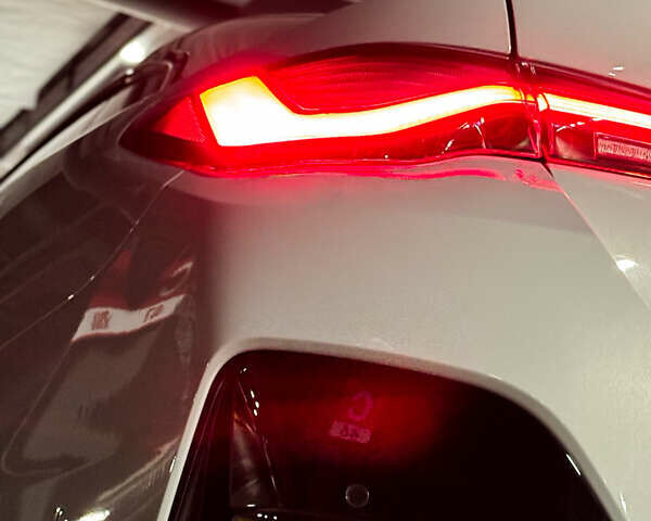 Серый БМВ i4, объемом двигателя 0 л и пробегом 6 тыс. км за 42000 $, фото 23 на Automoto.ua