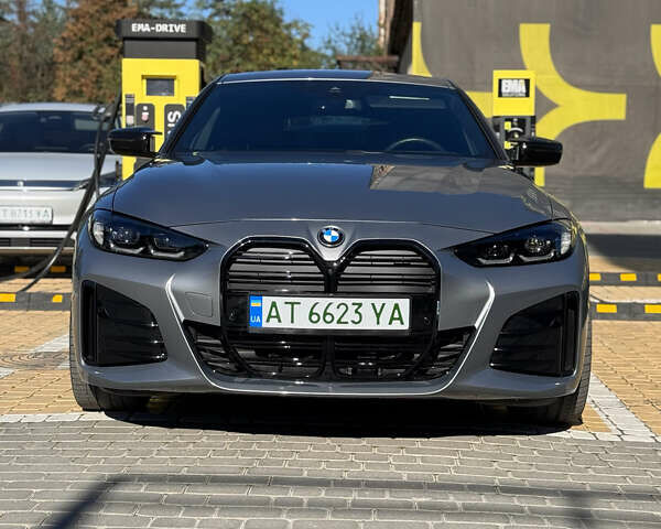 Серый БМВ i4, объемом двигателя 0 л и пробегом 36 тыс. км за 31300 $, фото 1 на Automoto.ua