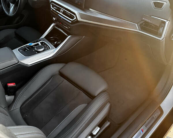 Серый БМВ i4, объемом двигателя 0 л и пробегом 31 тыс. км за 47864 $, фото 10 на Automoto.ua