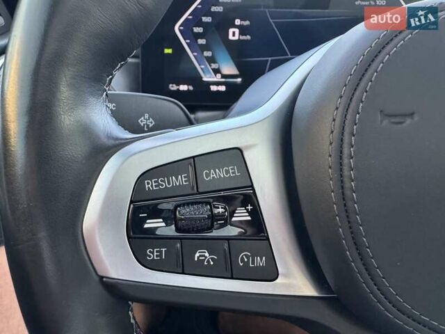 Серый БМВ i4, объемом двигателя 0 л и пробегом 40 тыс. км за 47000 $, фото 30 на Automoto.ua