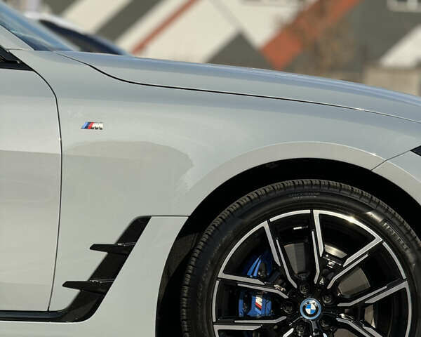 Серый БМВ i4, объемом двигателя 0 л и пробегом 4 тыс. км за 45000 $, фото 15 на Automoto.ua