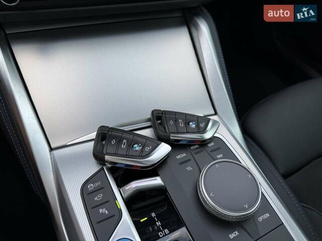 Серый БМВ i4, объемом двигателя 0 л и пробегом 40 тыс. км за 47000 $, фото 23 на Automoto.ua