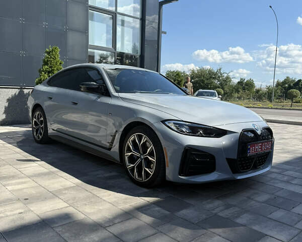 Серый БМВ i4, объемом двигателя 0 л и пробегом 12 тыс. км за 47500 $, фото 2 на Automoto.ua