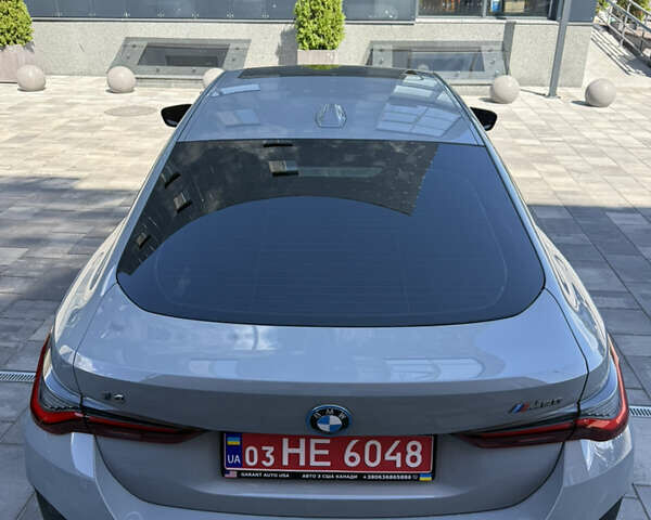 Серый БМВ i4, объемом двигателя 0 л и пробегом 12 тыс. км за 47500 $, фото 15 на Automoto.ua