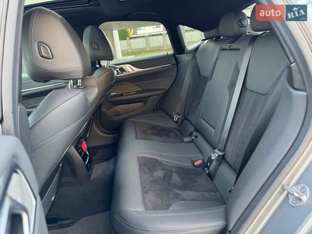 Серый БМВ i4, объемом двигателя 0 л и пробегом 40 тыс. км за 47000 $, фото 27 на Automoto.ua