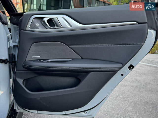Серый БМВ i4, объемом двигателя 0 л и пробегом 21 тыс. км за 44500 $, фото 46 на Automoto.ua