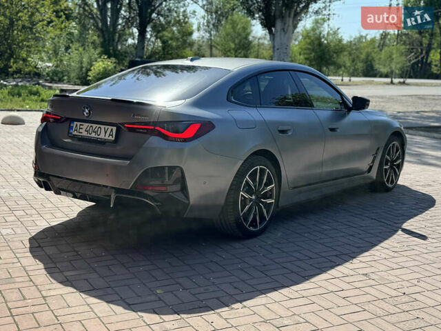 Серый БМВ i4, объемом двигателя 0 л и пробегом 4 тыс. км за 46900 $, фото 6 на Automoto.ua