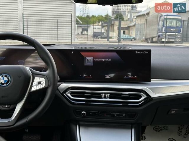 Серый БМВ i4, объемом двигателя 0 л и пробегом 7 тыс. км за 37000 $, фото 14 на Automoto.ua