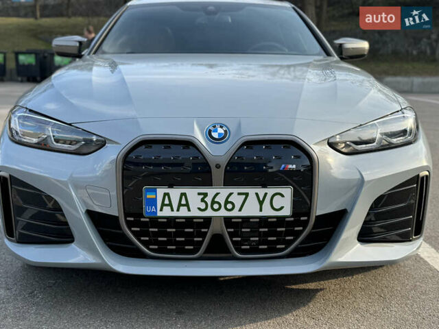 Серый БМВ i4, объемом двигателя 0 л и пробегом 4 тыс. км за 45000 $, фото 8 на Automoto.ua